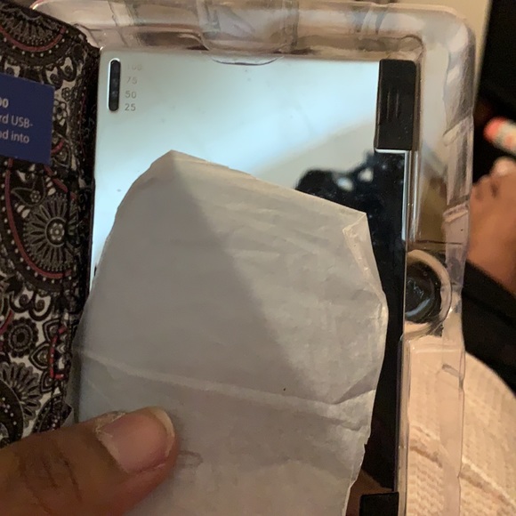 Slightly used external battery - Picture 3 of 5